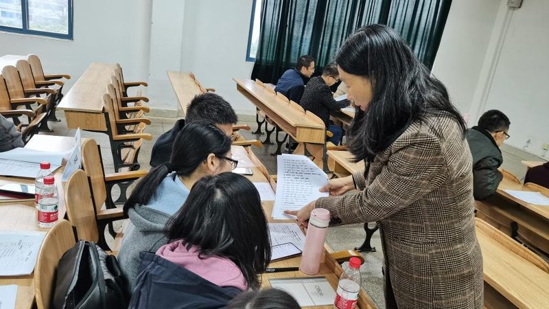 餐饮培训机构资质标准揭秘：如何甄别优质机构**